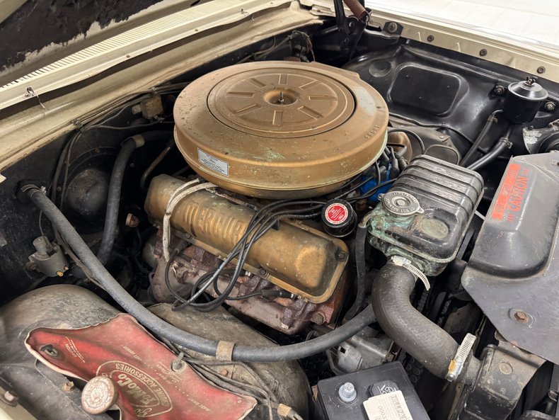 Mercury-Monterey-1963-Castilllian-Gold-Gold-31