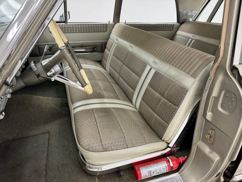 Mercury-Monterey-1963-Castilllian-Gold-Gold-9