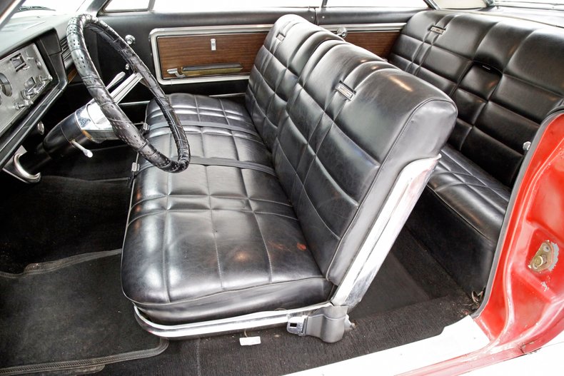 Mercury-Park-lane-1965-Cardinal-Red-Black-37