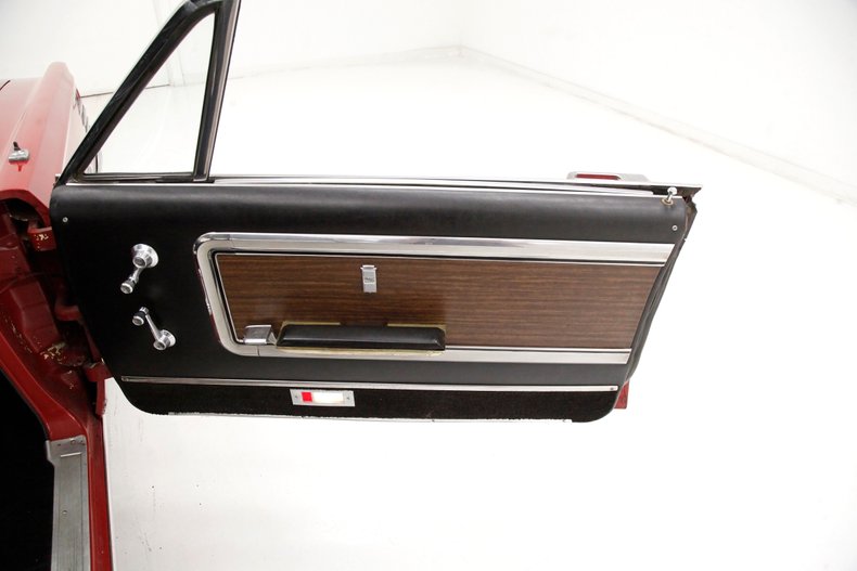 Mercury-Park-lane-1965-Cardinal-Red-Black-43