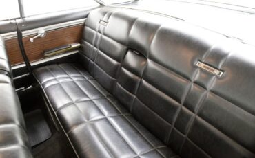 Mercury-Park-lane-1965-Cardinal-Red-Black-47