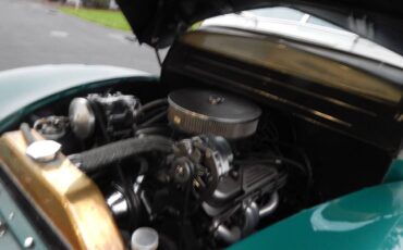 Mercury-sedan-1940-custom-4