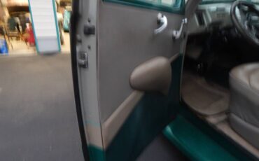 Mercury-sedan-1940-custom-7