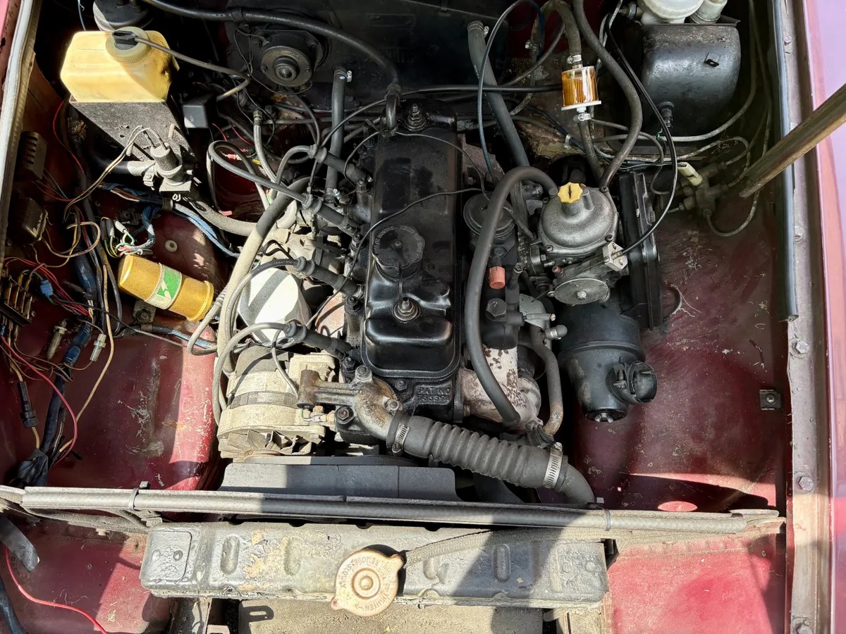 Mg-B-1974-Burgundy-Black-6