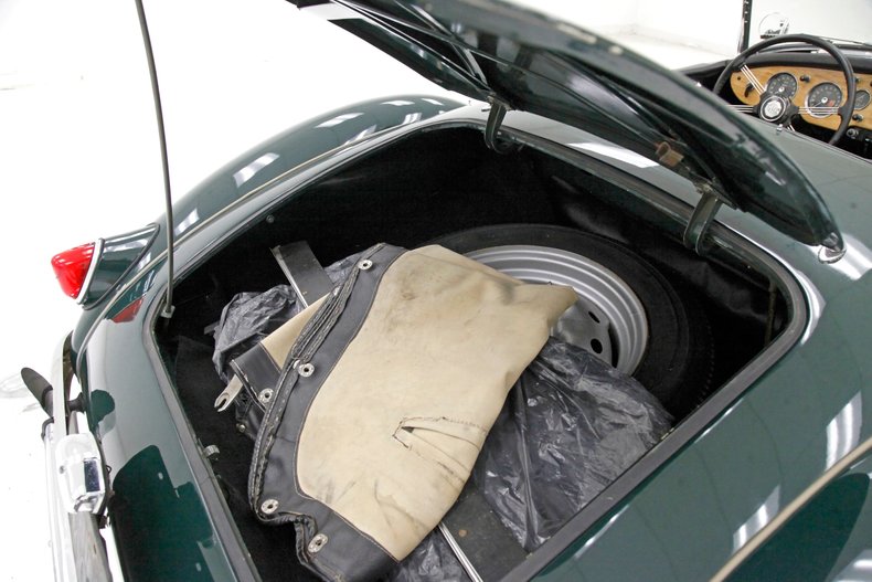 Mg-Mga-1958-British-Racing-Green-Black-34