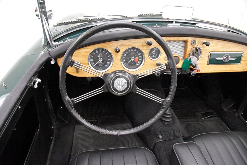 Mg-Mga-1958-British-Racing-Green-Black-39