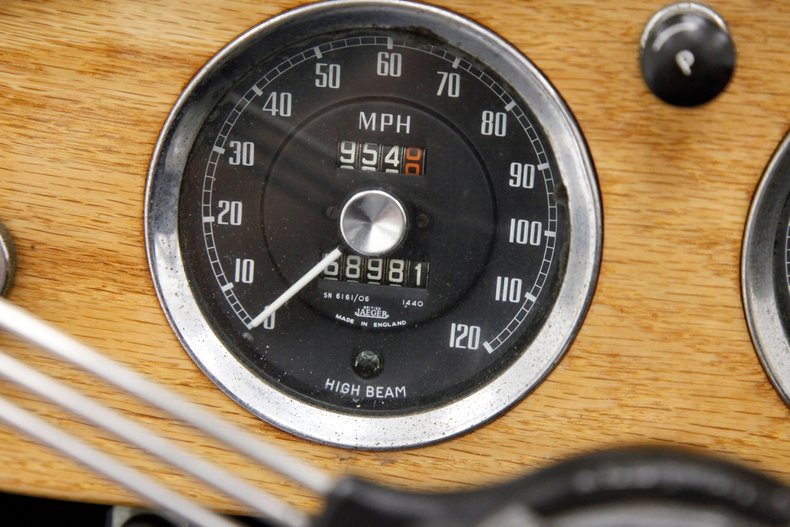 Mg-Mga-1958-British-Racing-Green-Black-41