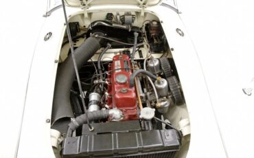 Mg-Mga-1958-Old-English-White-Black-11