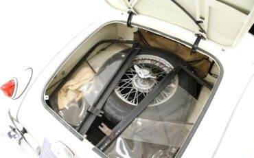 Mg-Mga-1958-Old-English-White-Black-13