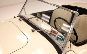 Mg-Mga-1958-Old-English-White-Black-17