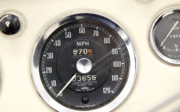 Mg-Mga-1958-Old-English-White-Black-31