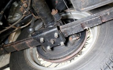 Mg-Mga-1958-Old-English-White-Black-40