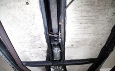 Mg-Mga-1958-Old-English-White-Black-45