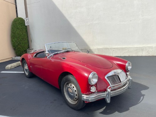 Mg-Mga-1961-Red-Black-3