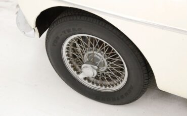 Mg-Mgb-1964-Old-English-White-Red-24