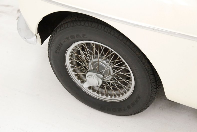 Mg-Mgb-1964-Old-English-White-Red-24
