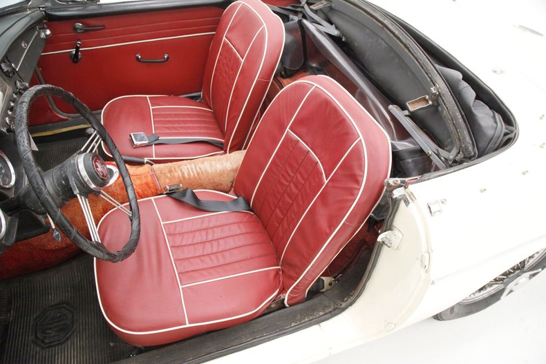 Mg-Mgb-1964-Old-English-White-Red-31