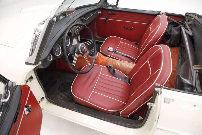 Mg-Mgb-1964-Old-English-White-Red-32