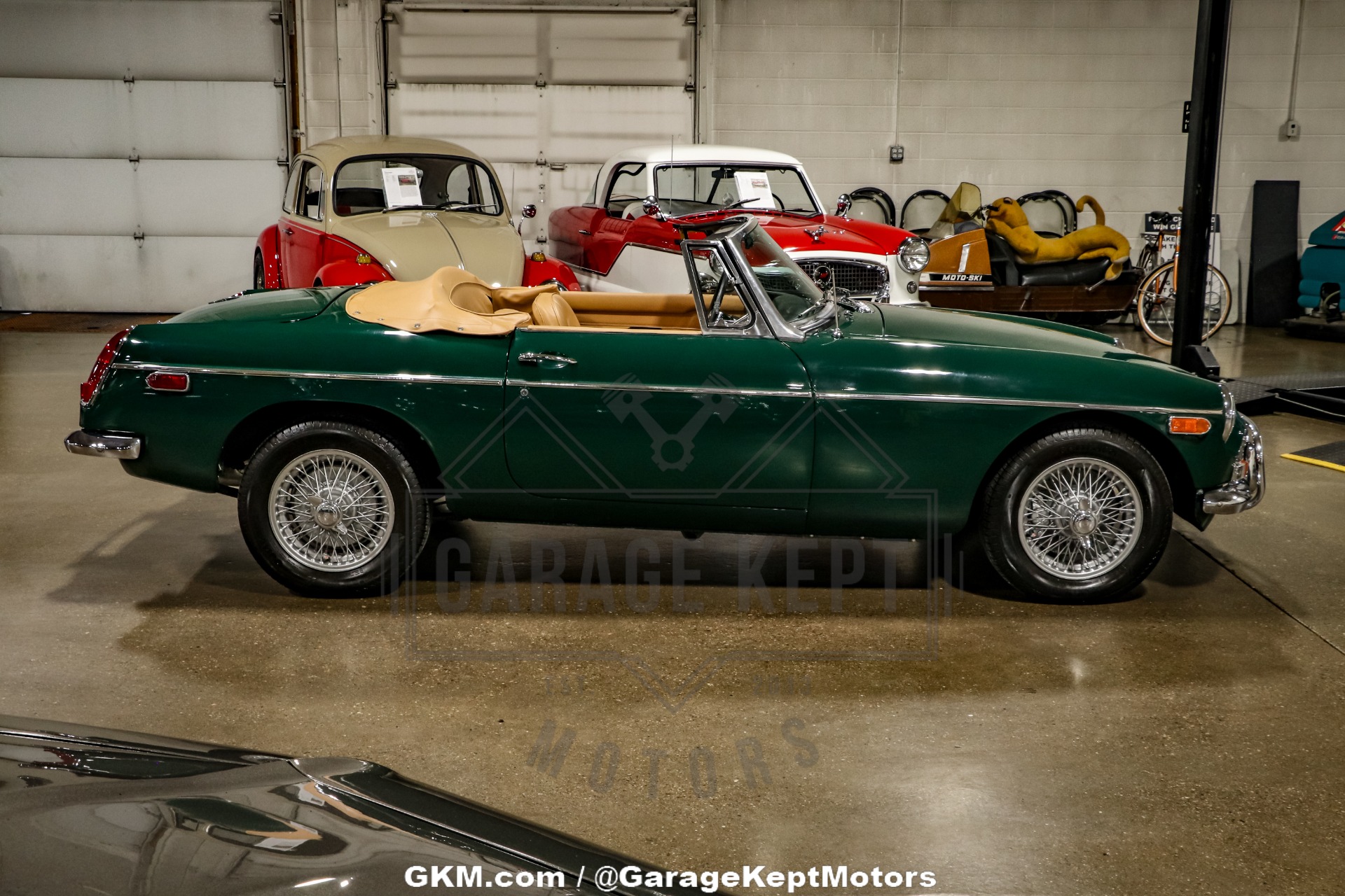 Mg-Mgb-1970-Green-BeigeTan-14