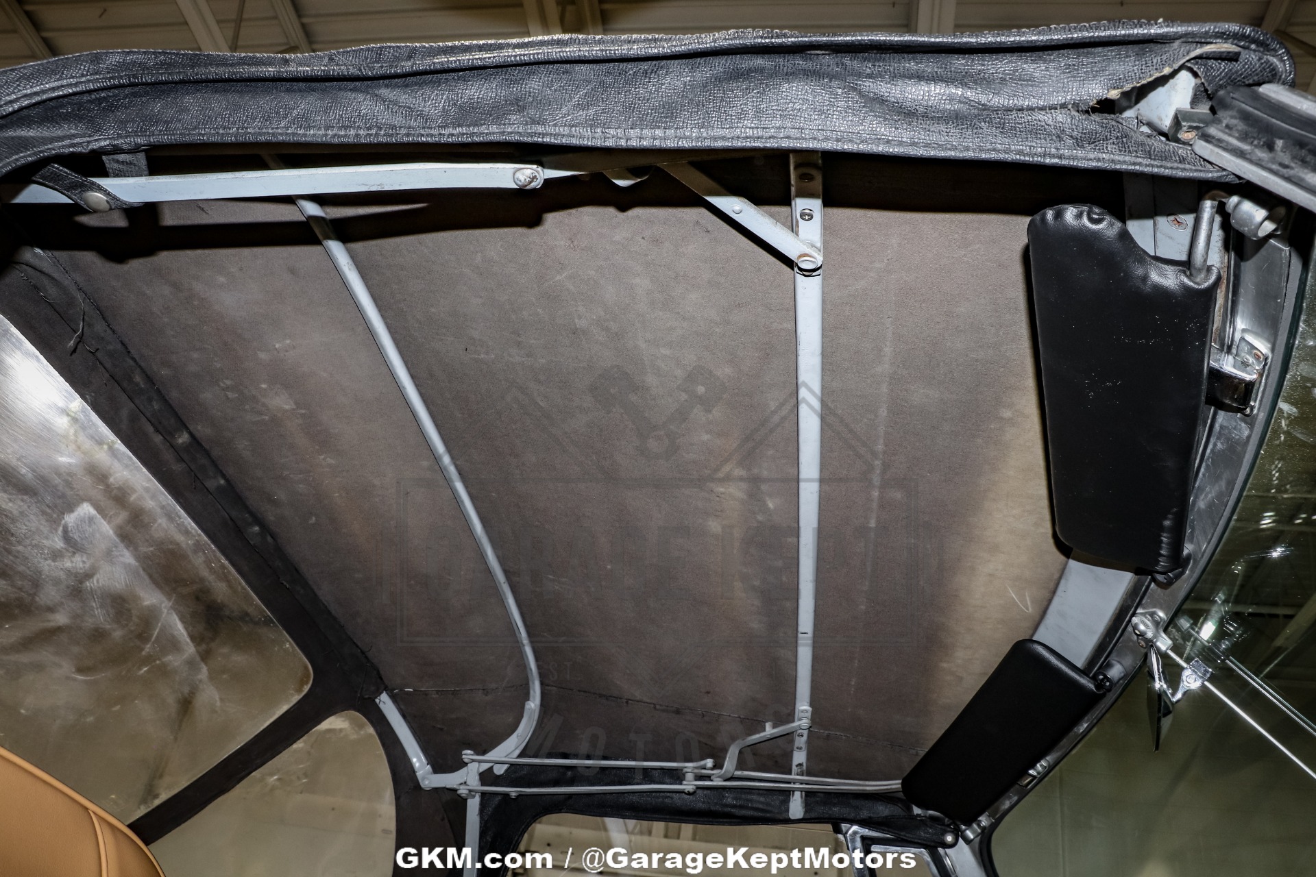 Mg-Mgb-1970-Green-BeigeTan-20