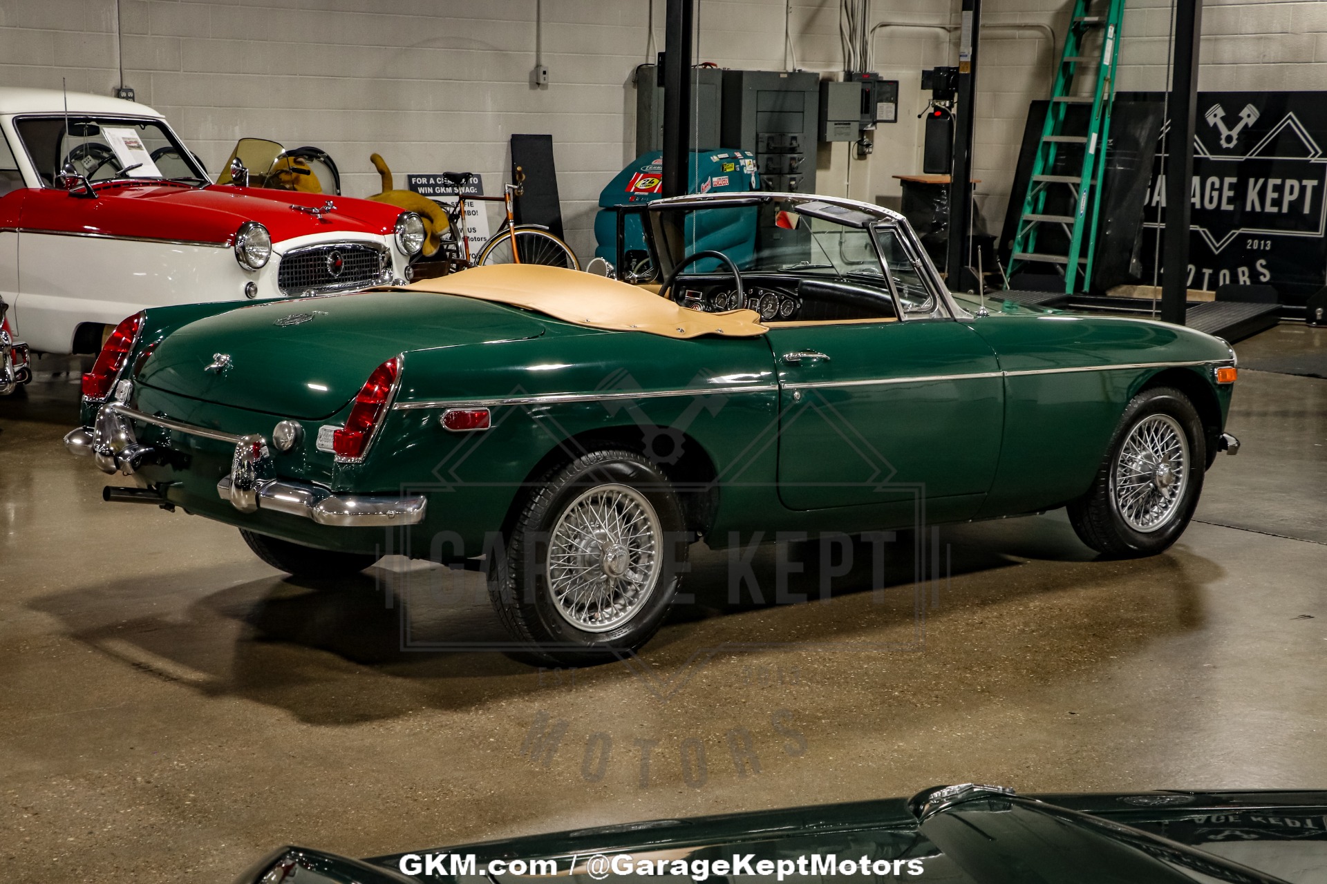 Mg-Mgb-1970-Green-BeigeTan-28