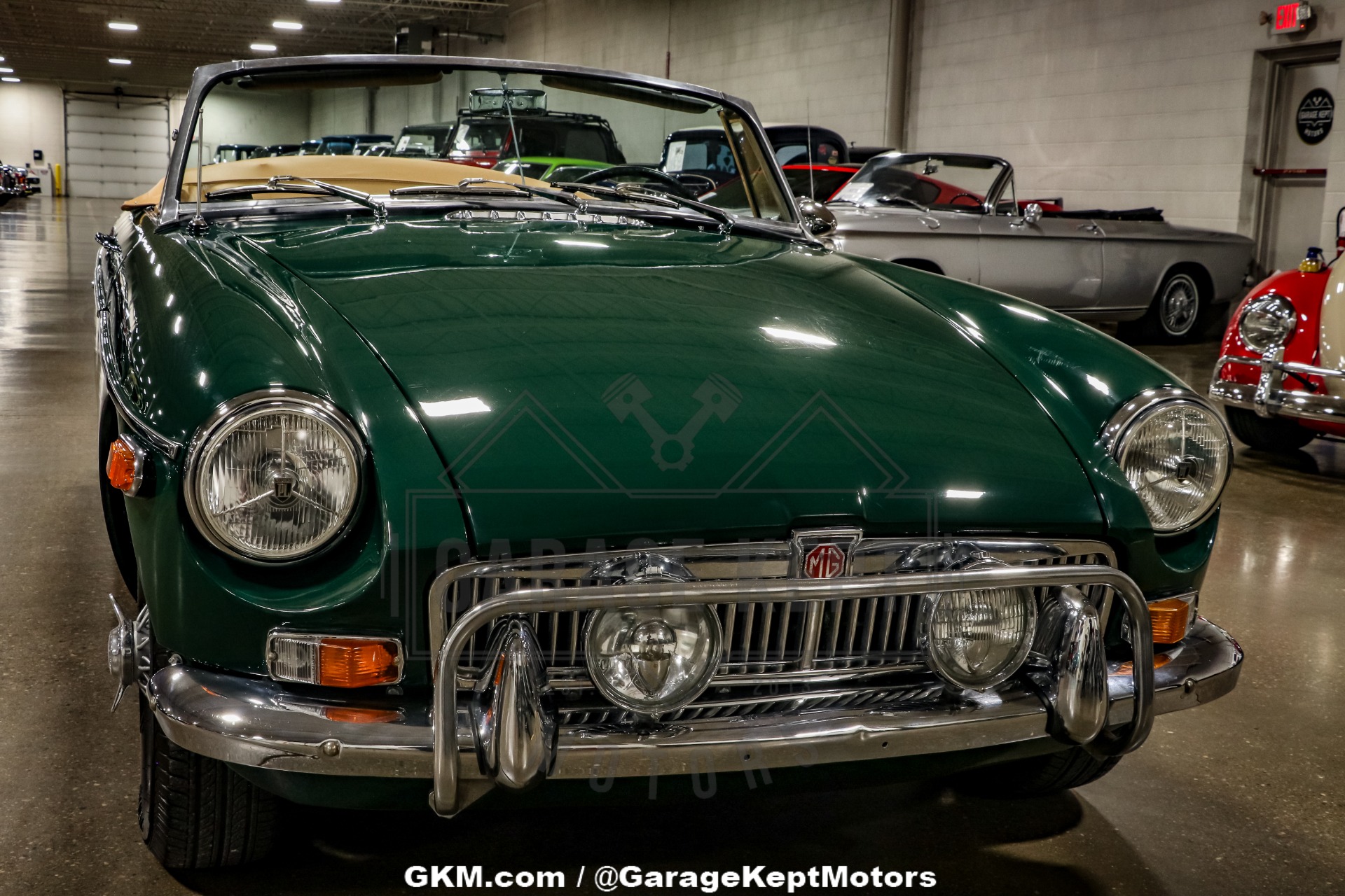 Mg-Mgb-1970-Green-BeigeTan-31