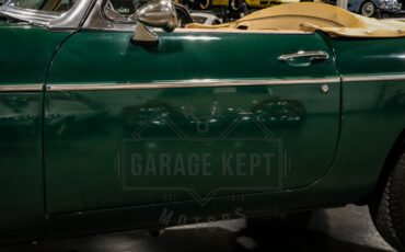 Mg-Mgb-1970-Green-BeigeTan-43