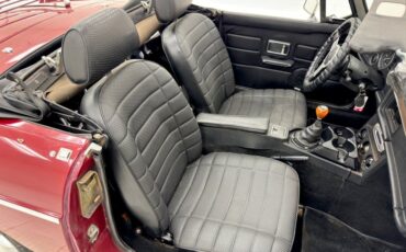 Mg-Mgb-1977-Damask-Red-Black-10