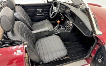 Mg-Mgb-1977-Damask-Red-Black-11