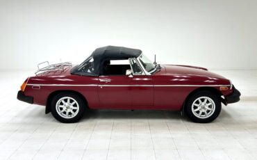 Mg-Mgb-1977-Damask-Red-Black-19