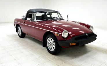 Mg-Mgb-1977-Damask-Red-Black-20