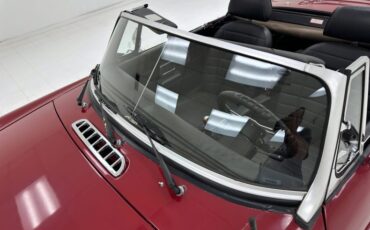 Mg-Mgb-1977-Damask-Red-Black-25