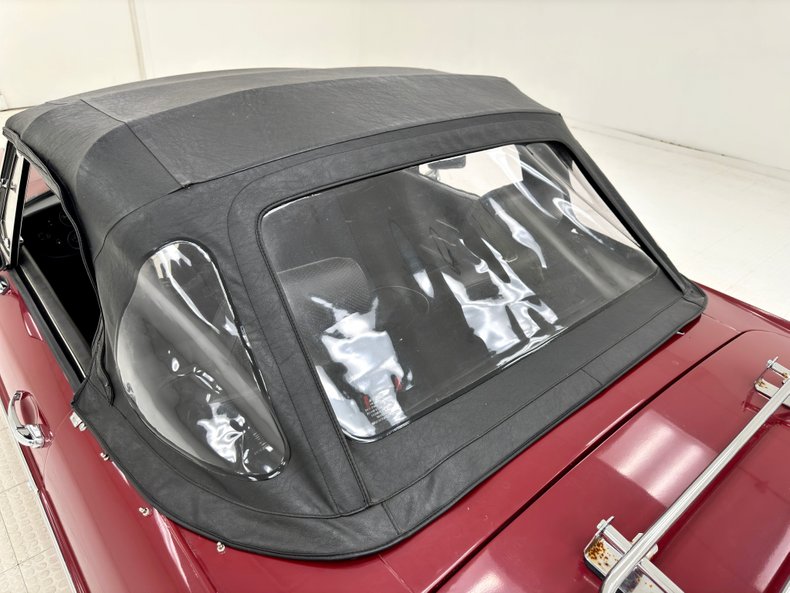 Mg-Mgb-1977-Damask-Red-Black-29