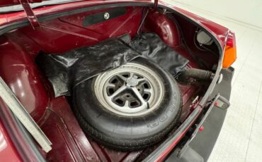 Mg-Mgb-1977-Damask-Red-Black-36