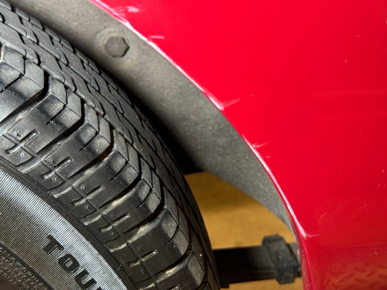 Mg-Mgb-1977-Damask-Red-Black-4