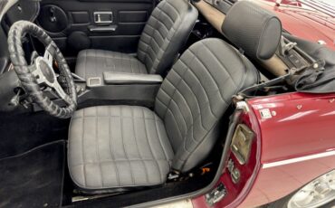 Mg-Mgb-1977-Damask-Red-Black-41