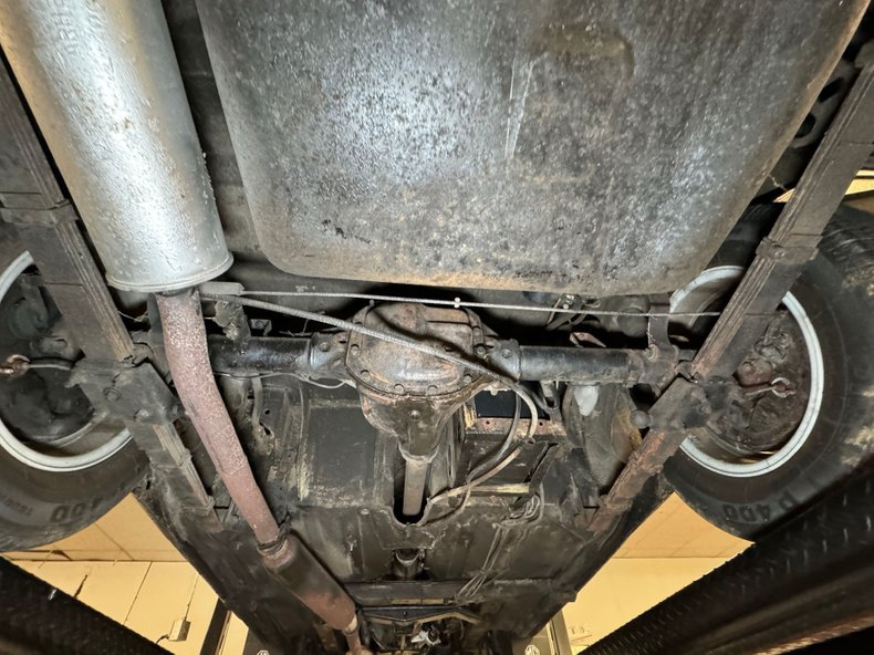 Mg-Mgb-1977-Damask-Red-Black-47