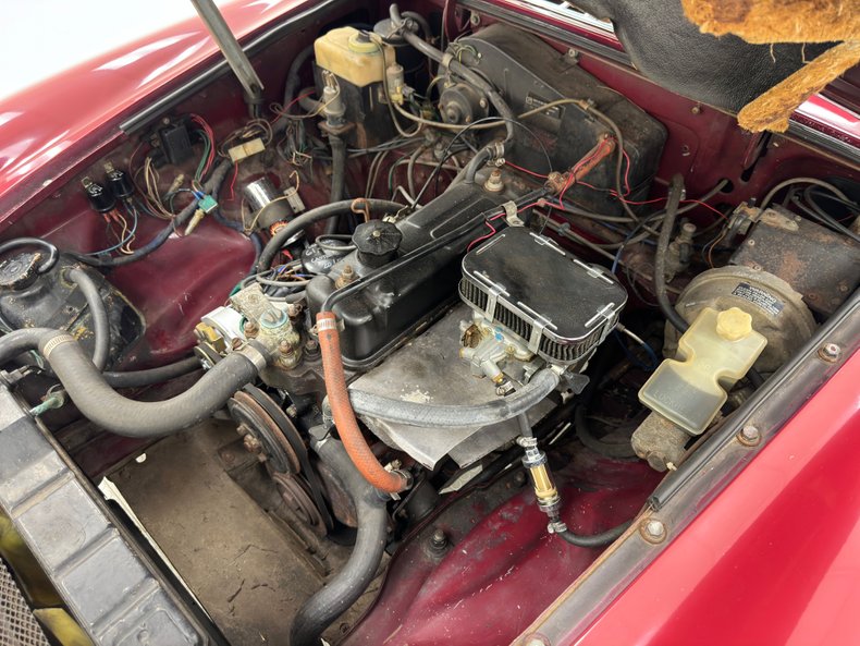 Mg-Mgb-1977-Damask-Red-Black-5