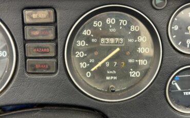 Mg-Mgb-1977-Damask-Red-Black-7