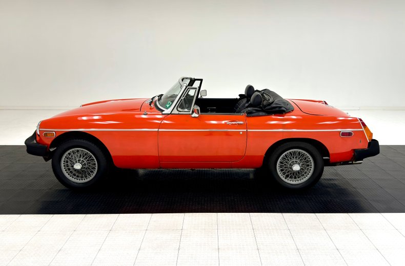 Mg-Mgb-1979-Orange-Black-1