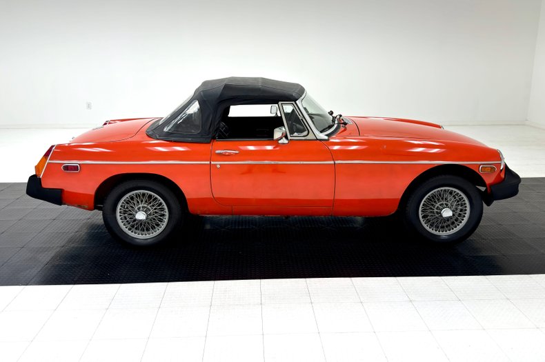 Mg-Mgb-1979-Orange-Black-2