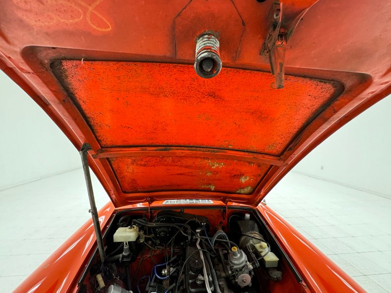 Mg-Mgb-1979-Orange-Black-36