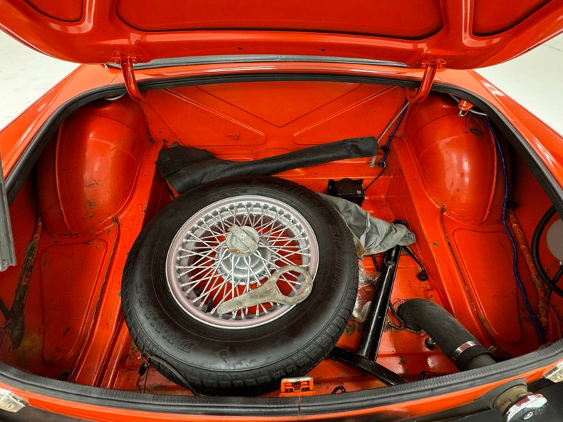 Mg-Mgb-1979-Orange-Black-40