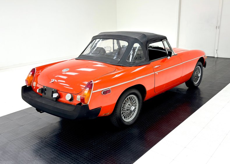 Mg-Mgb-1979-Orange-Black-47
