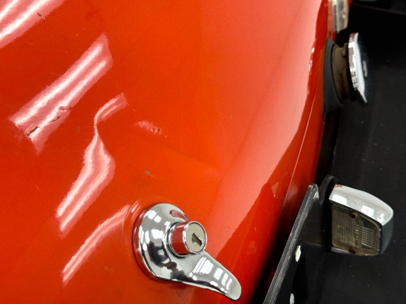 Mg-Mgb-1979-Orange-Black-48