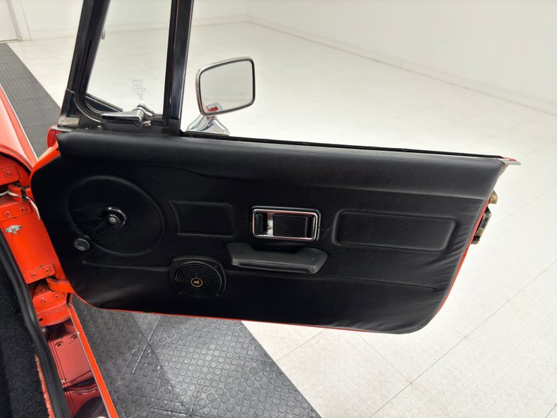 Mg-Mgb-1979-Orange-Black-49