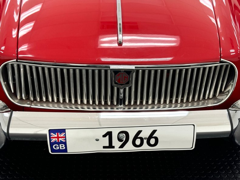 Mg-Midget-1966-Red-Black-15