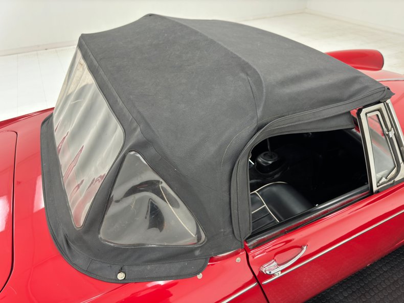 Mg-Midget-1966-Red-Black-23