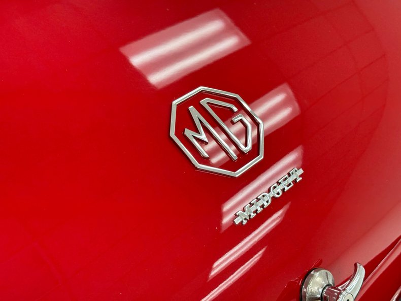 Mg-Midget-1966-Red-Black-25