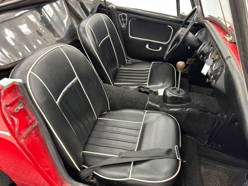 Mg-Midget-1966-Red-Black-38